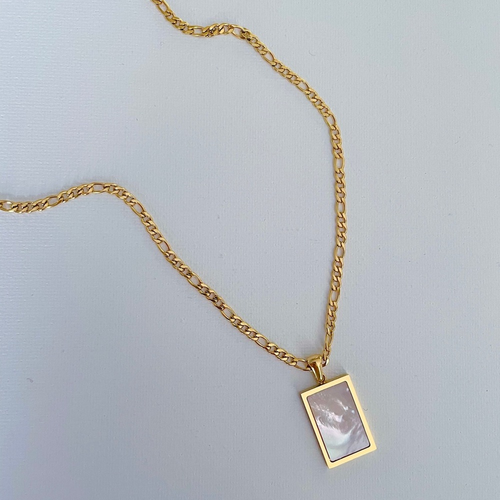 Pearl Rectangle Necklace